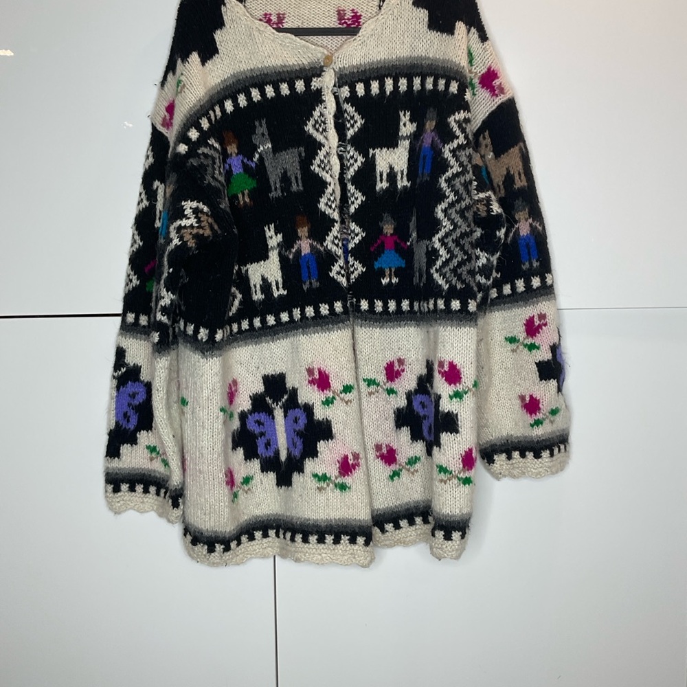 Hand knit pure wool folk style cardigan Peruvian Large Llama Butterfly